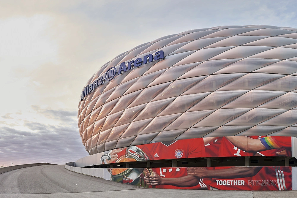 mural fc bayern allianz arena artwork of matthias mross